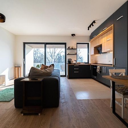 Mirador Bohemian Apt With Views Over Old Town And Tampa Mountain, Near Poiana Brasov Bagian luar foto