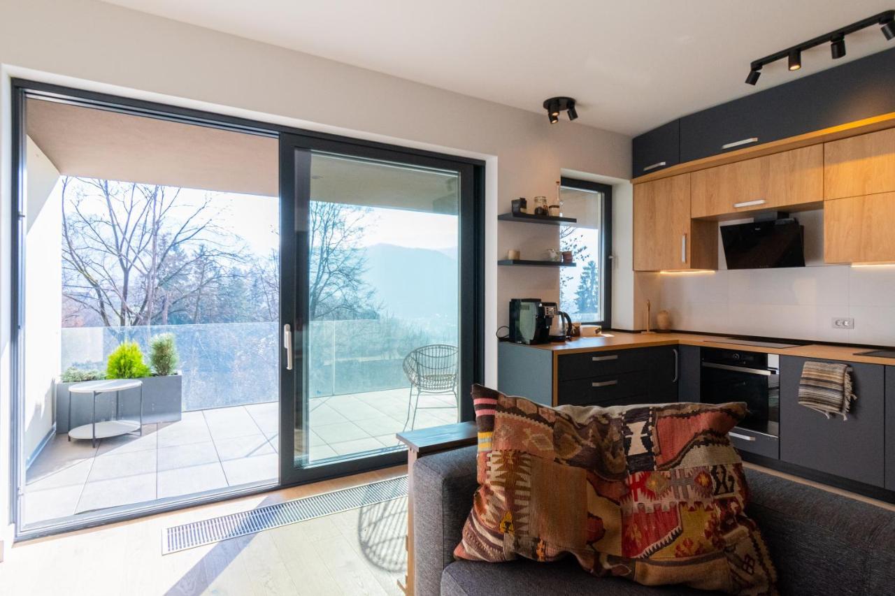 Mirador Bohemian Apt With Views Over Old Town And Tampa Mountain, Near Poiana Brasov Bagian luar foto