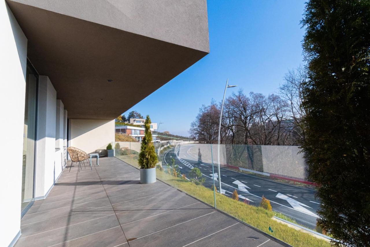 Mirador Bohemian Apt With Views Over Old Town And Tampa Mountain, Near Poiana Brasov Bagian luar foto