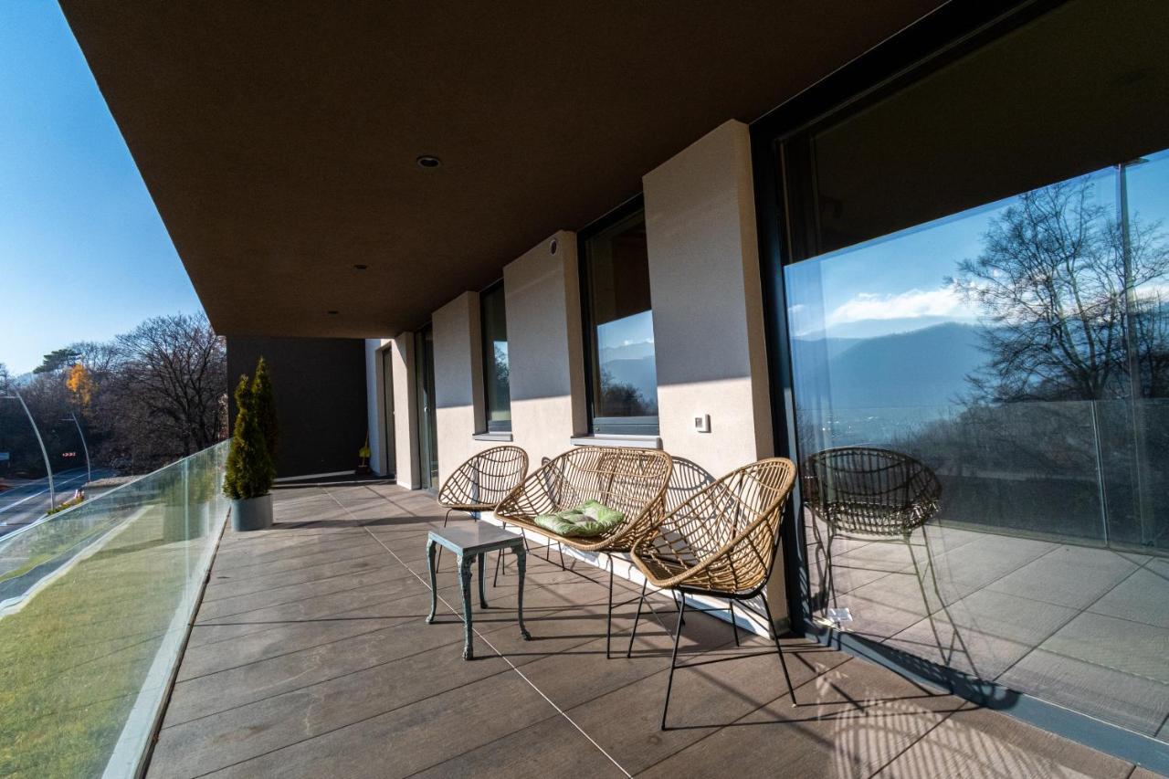 Mirador Bohemian Apt With Views Over Old Town And Tampa Mountain, Near Poiana Brasov Bagian luar foto